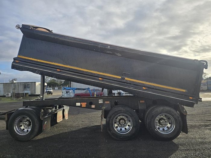 2017 Gorski Tip Trailers R Us