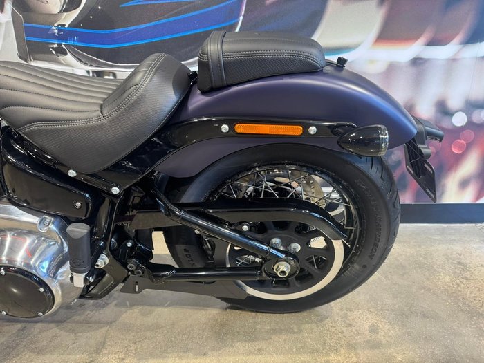 2025 Harley-Davidson Street Bob 117 (FXBB) Softail Purple