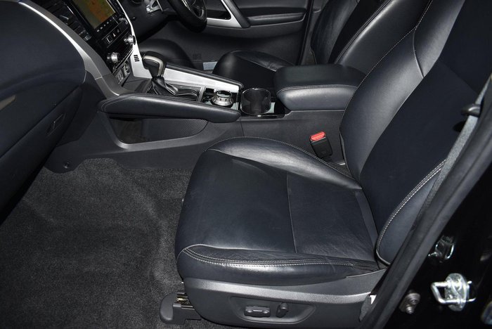 2021 Mitsubishi Pajero Sport Exceed