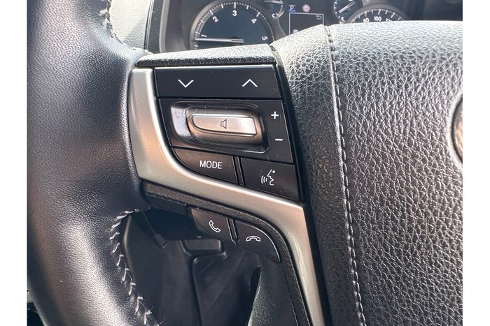 2021 Toyota Landcruiser Prado VX