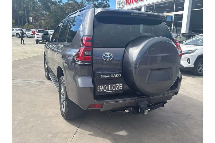 2021 Toyota Landcruiser Prado VX