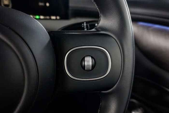 2025 MG IM6 Performance
