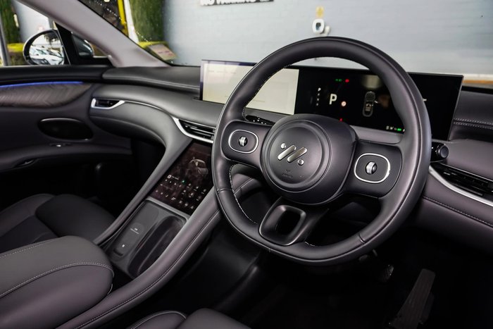 2025 MG IM6 Performance