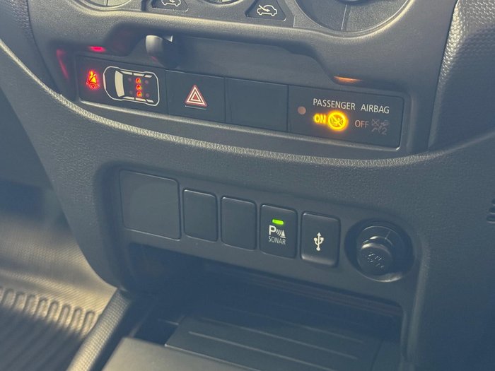 2022 Mitsubishi Triton GLX