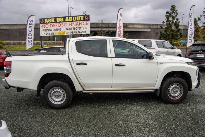 2021 Mitsubishi Triton GLX