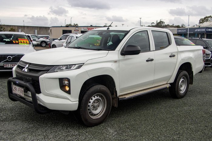 2021 Mitsubishi Triton GLX