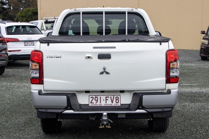 2021 Mitsubishi Triton GLX