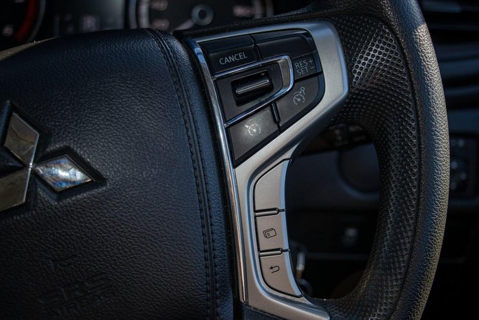 2021 Mitsubishi Triton GLX