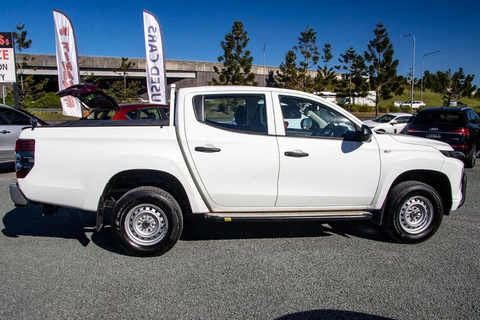 2021 Mitsubishi Triton GLX