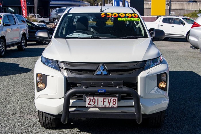 2021 Mitsubishi Triton GLX