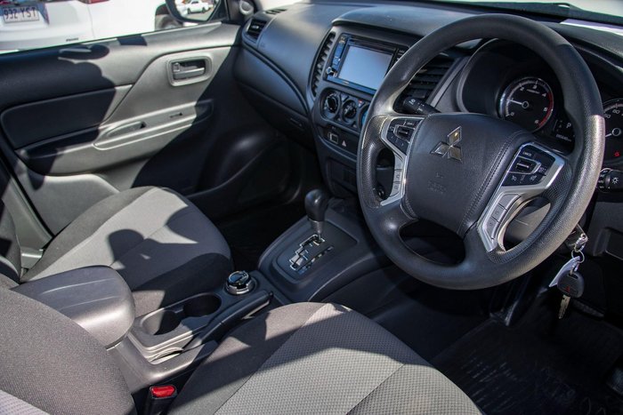 2021 Mitsubishi Triton GLX