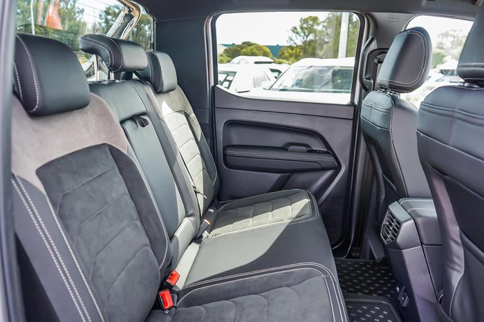2025 Volkswagen Amarok TDI600 Style
