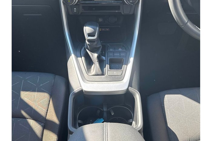 2024 Toyota RAV4 GXL
