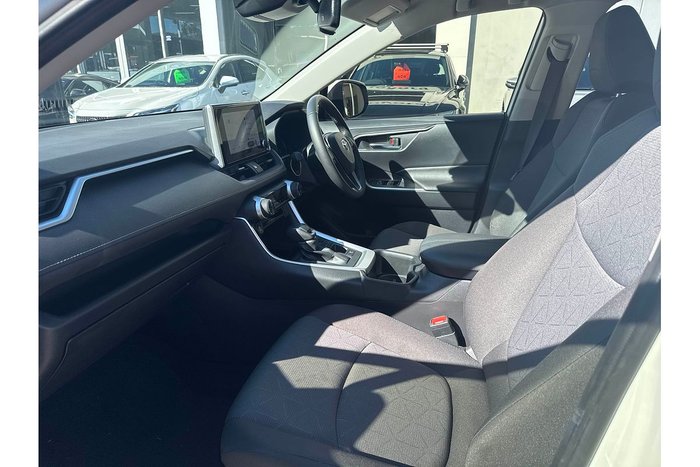 2024 Toyota RAV4 GXL
