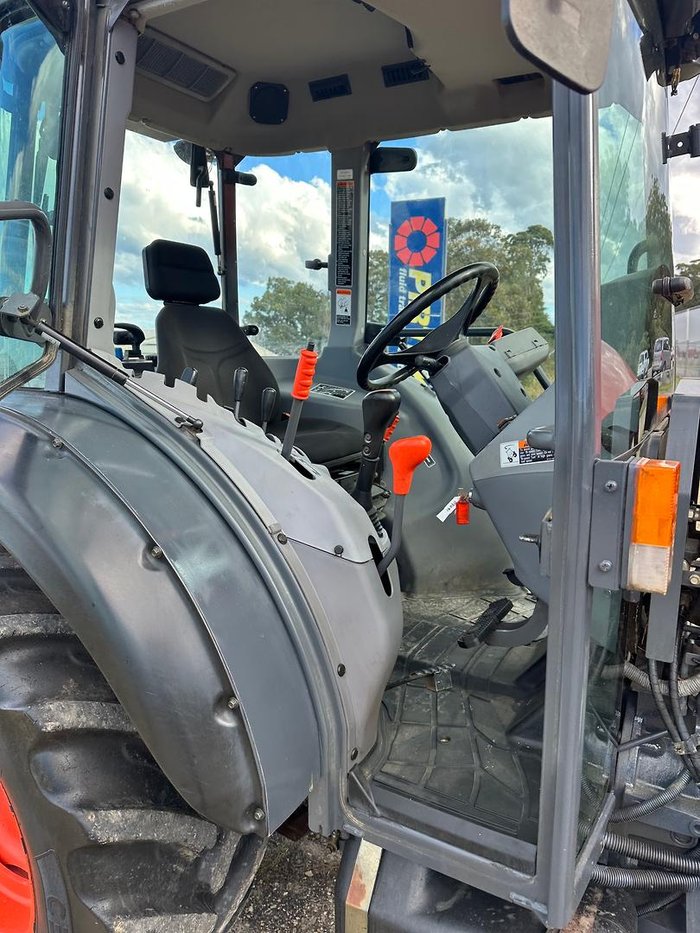 2021 Kubota M5091dhcn-Ds Orange