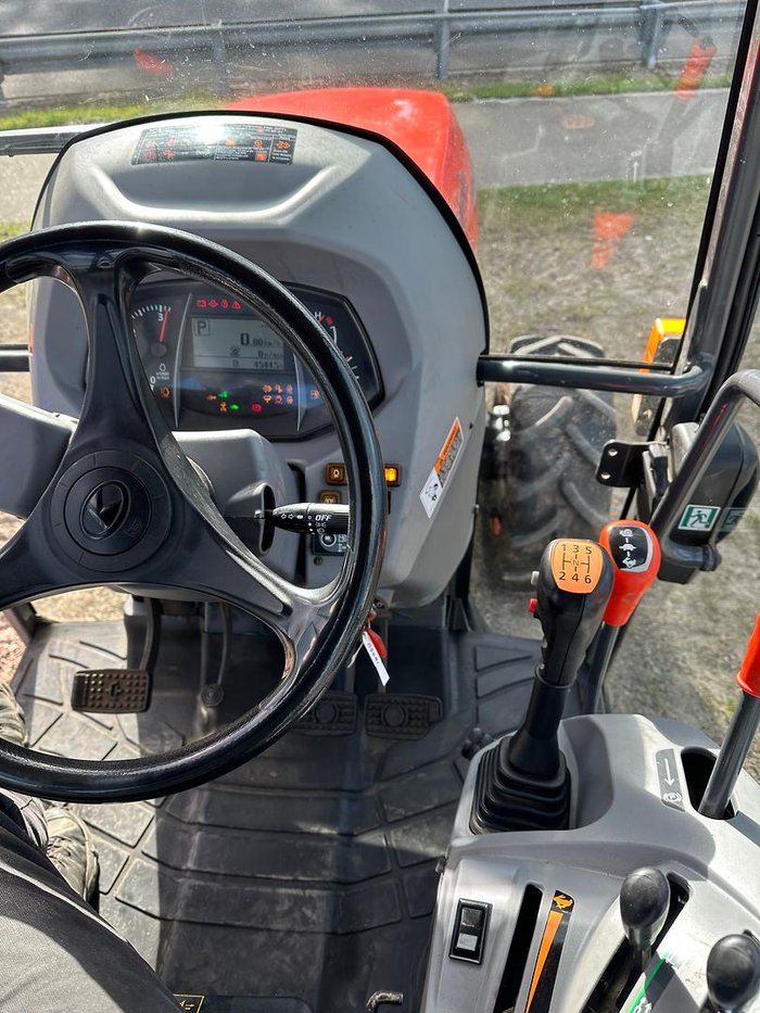2021 Kubota M5091dhcn-Ds Orange