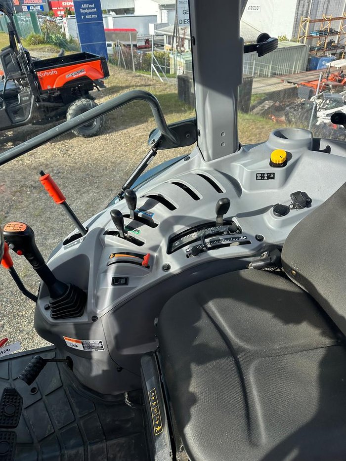2021 Kubota M5091dhcn-Ds Orange
