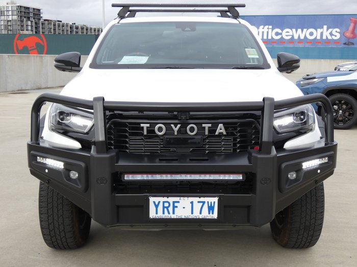 2024 Toyota Hilux