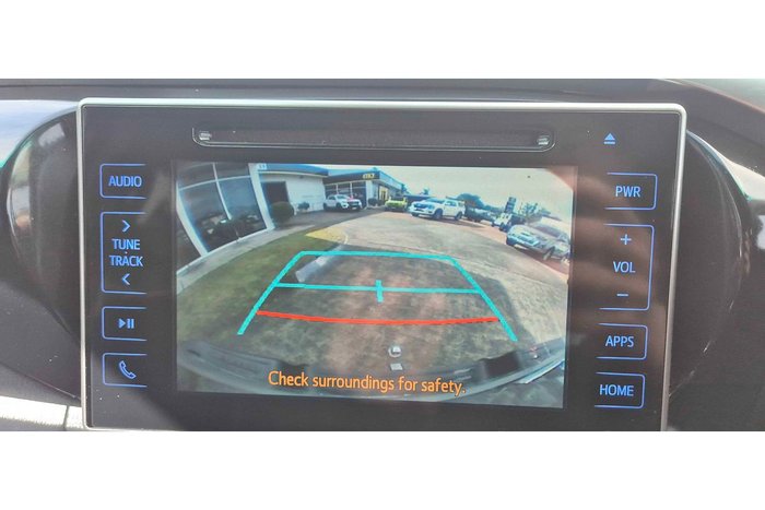 2019 Toyota Hilux SR5