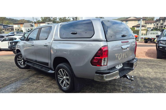 2019 Toyota Hilux SR5