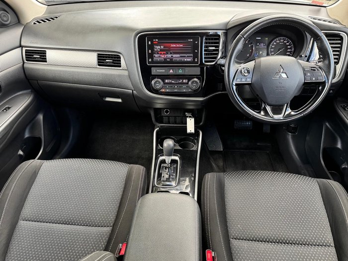 2018 Mitsubishi Outlander LS