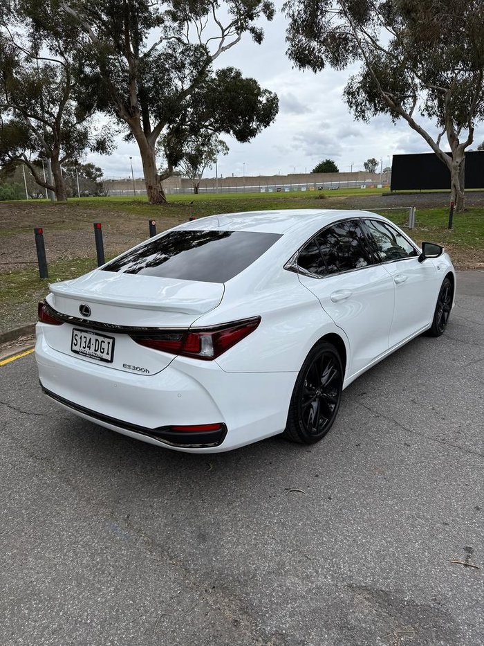 2024 Lexus ES 300h F Sport