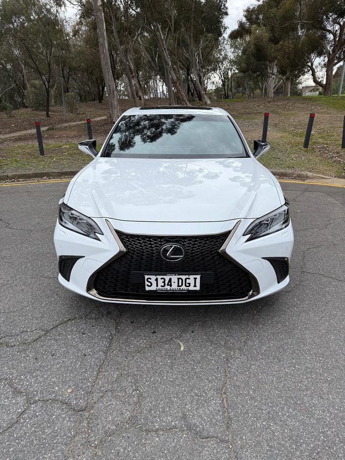 2024 Lexus ES 300h F Sport