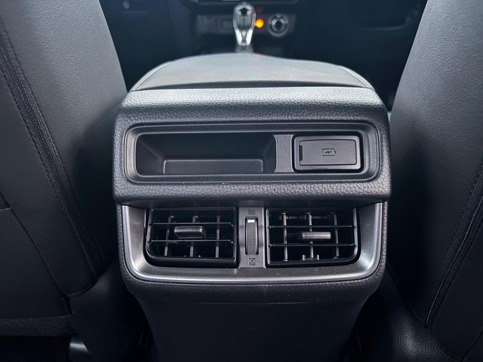 2025 Isuzu D-MAX LS-U+
