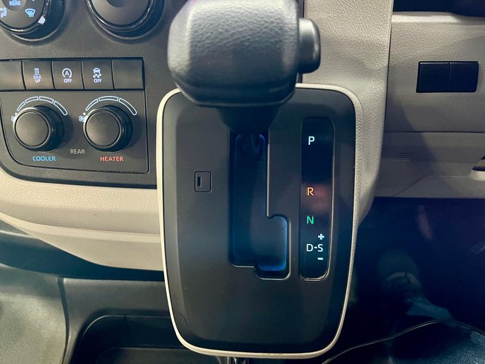 2020 Toyota Hiace Commuter GDH322R French Vanilla