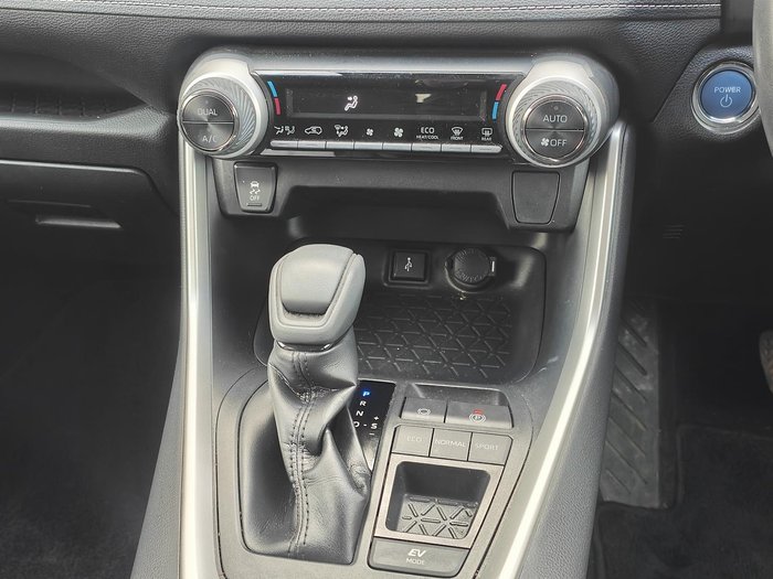 2022 Toyota RAV4 GX