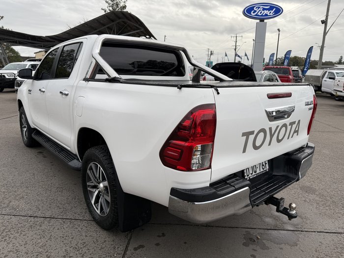 2016 Toyota Hilux