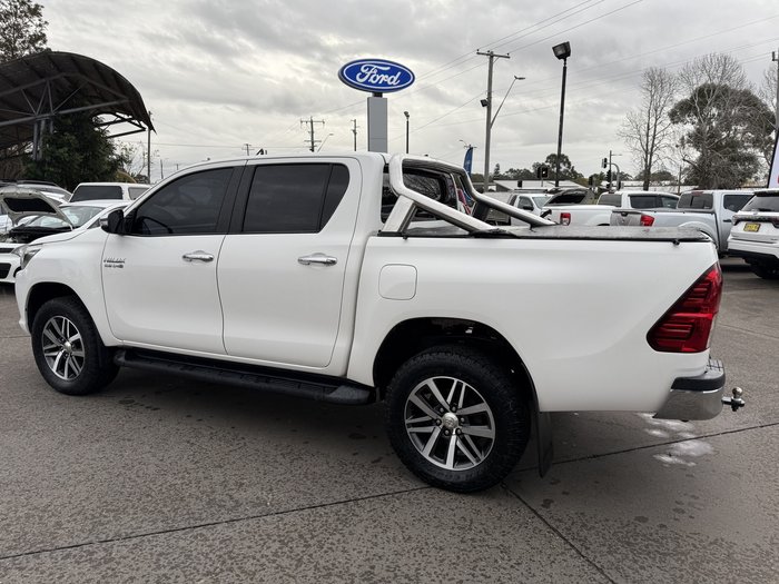2016 Toyota Hilux