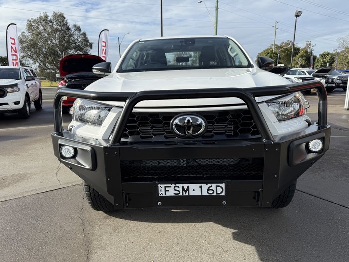 2025 Toyota Hilux