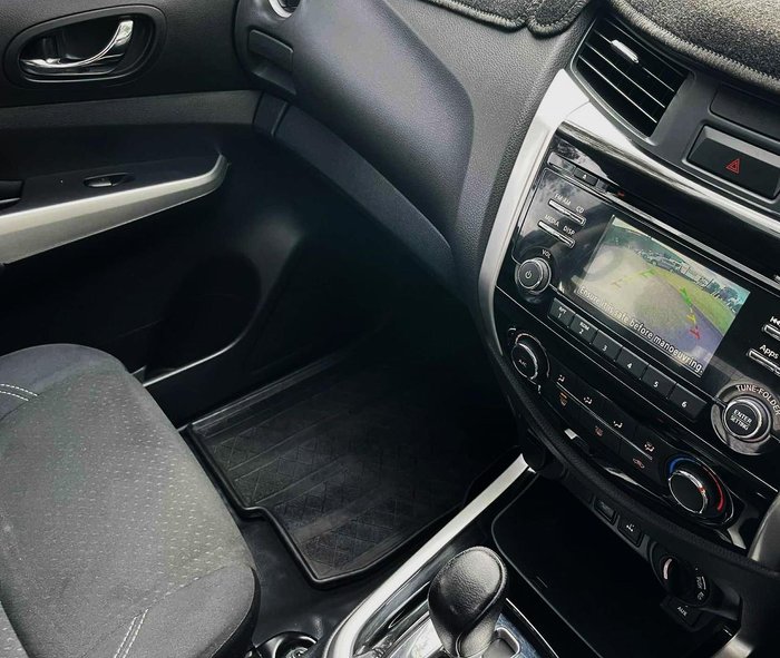 2019 Nissan Navara SL D23 Series 3 4X4 Dual Range Polar White