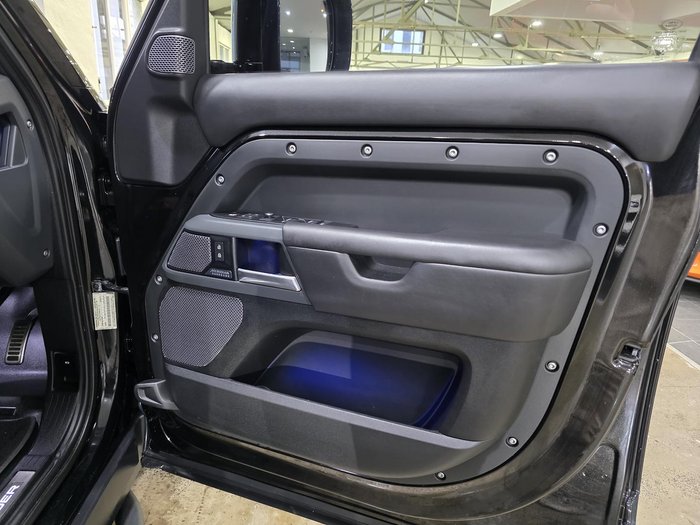 2020 Land Rover Defender 110 P400 X