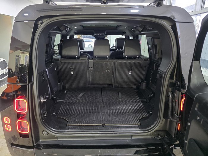2020 Land Rover Defender 110 P400 X
