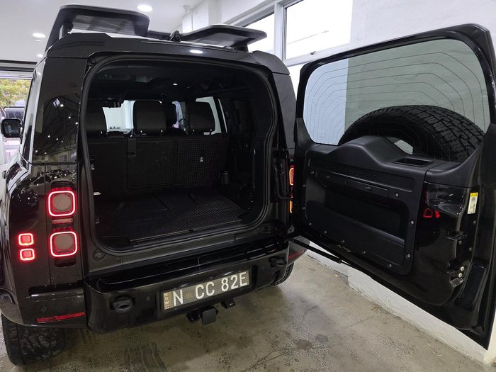 2020 Land Rover Defender 110 P400 X