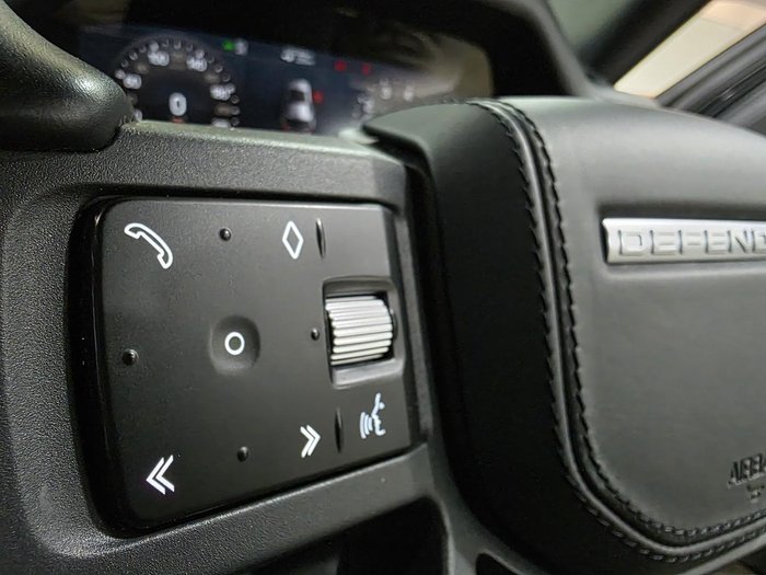 2020 Land Rover Defender 110 P400 X
