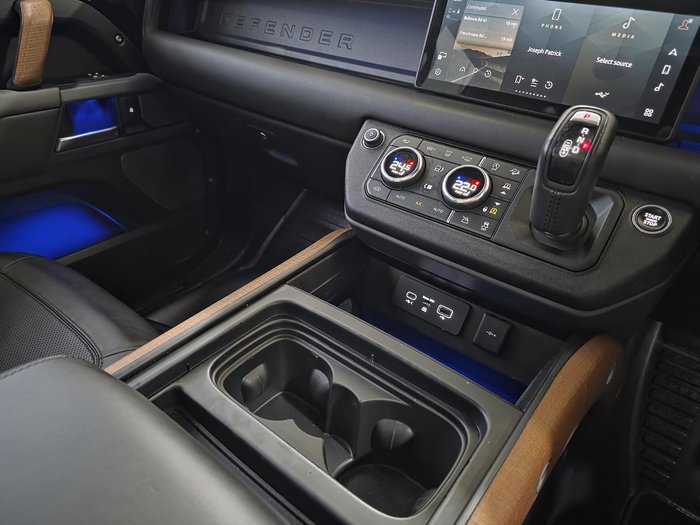 2020 Land Rover Defender 110 P400 X