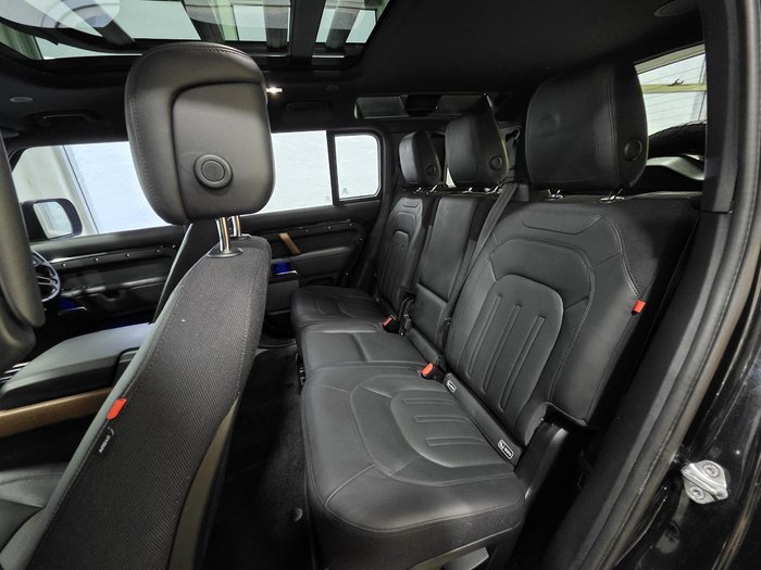 2020 Land Rover Defender 110 P400 X