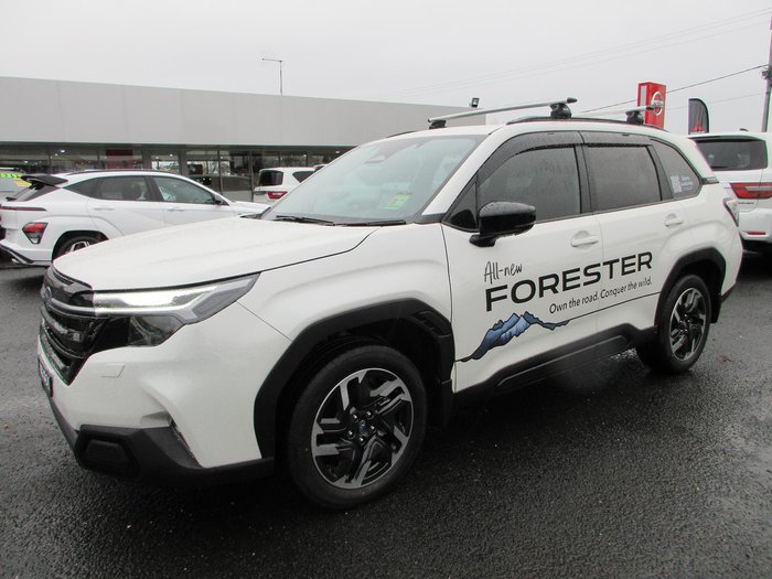 2025 Subaru Forester Touring