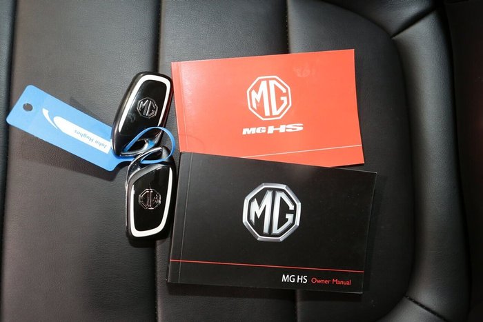 2023 MG HS Excite