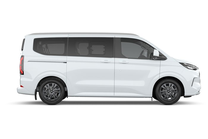 2025 Ford Tourneo Titanium X