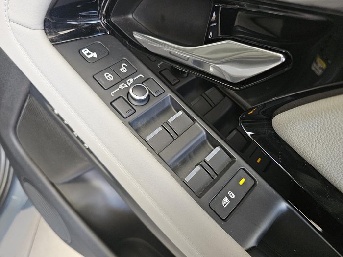 2019 Land Rover Range Rover Evoque P250 First Edition