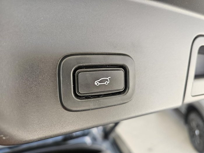 2019 Land Rover Range Rover Evoque P250 First Edition