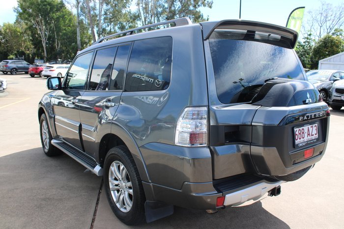 2020 Mitsubishi Pajero