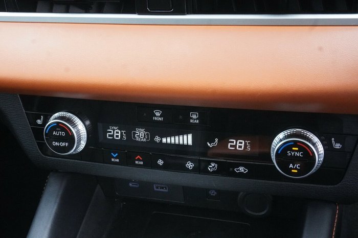 2021 Mitsubishi Outlander Exceed Tourer