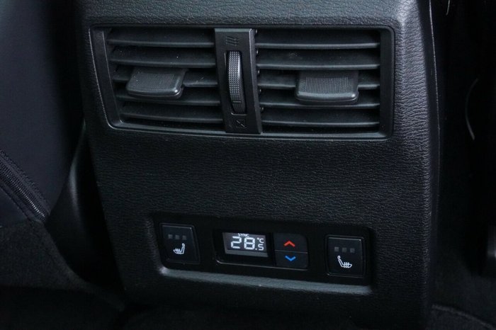 2021 Mitsubishi Outlander Exceed Tourer