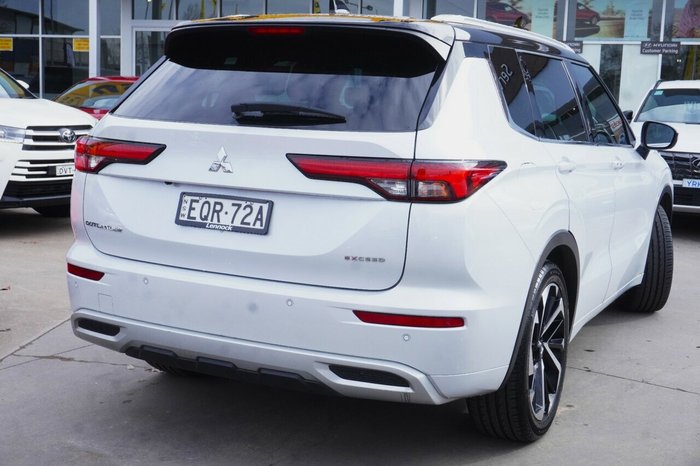 2021 Mitsubishi Outlander Exceed Tourer