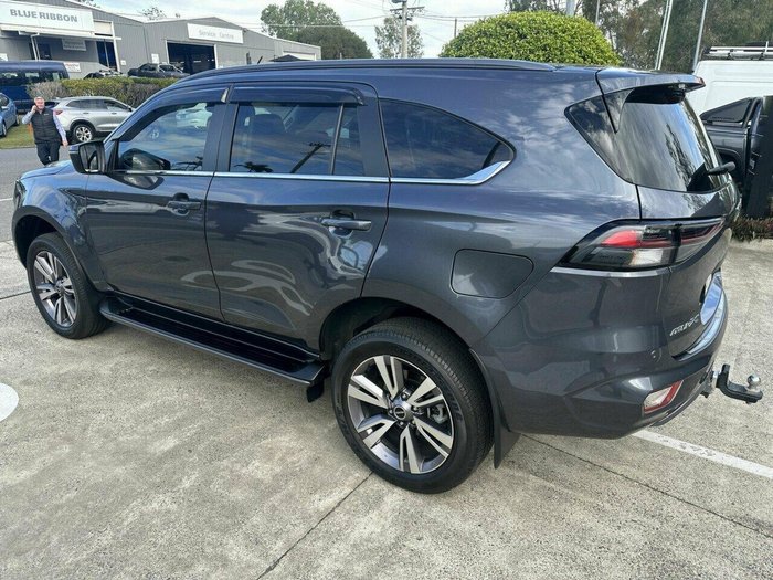 2023 Isuzu MU-X LS-T